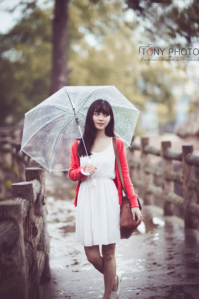 紧身裙教师一区二区在线观看